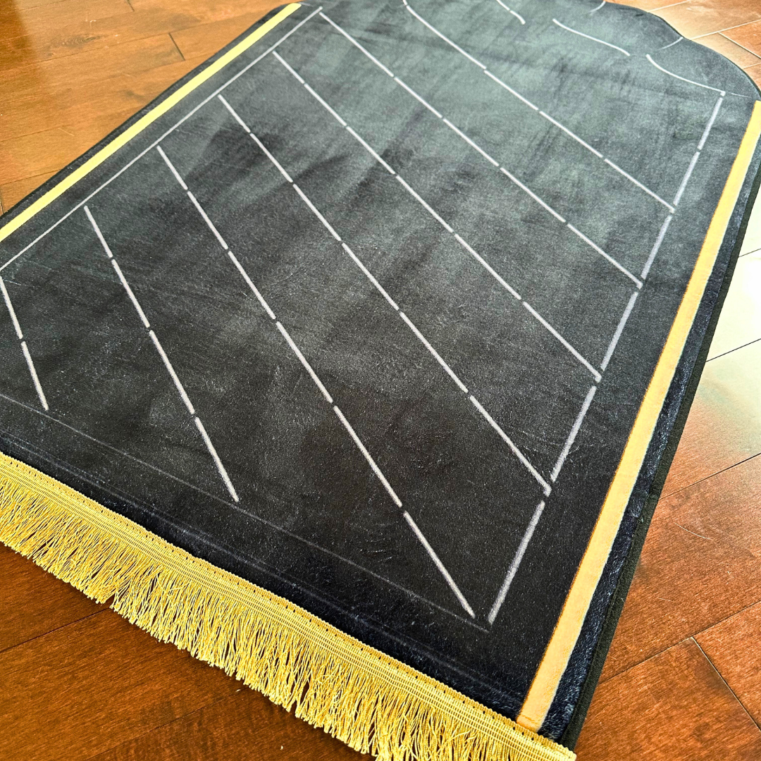 Black Mosque-Shaped Luxury Prayer Rug (Thick Cushioning & Long Size)