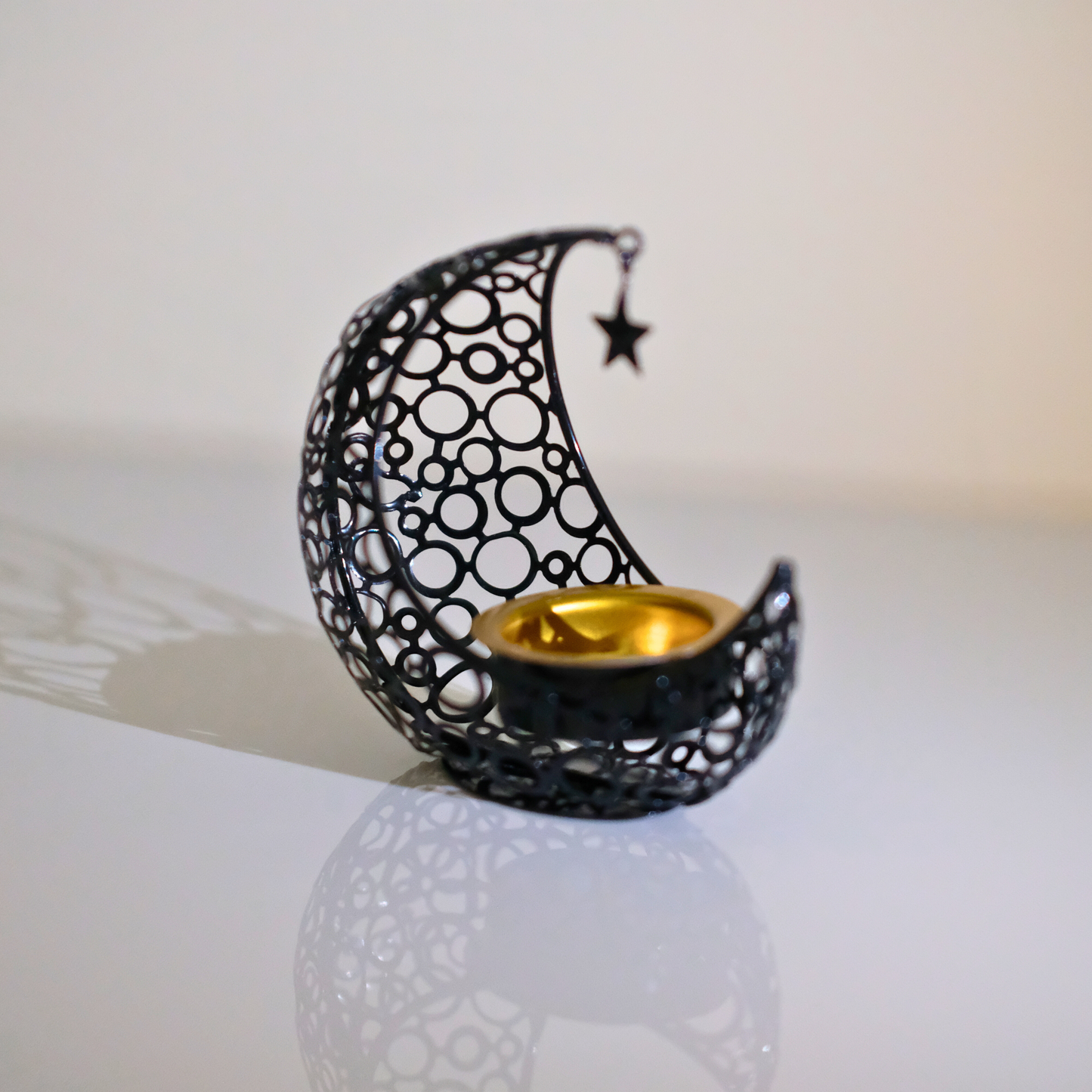 Black Metal Crescent Moon Candle Holder