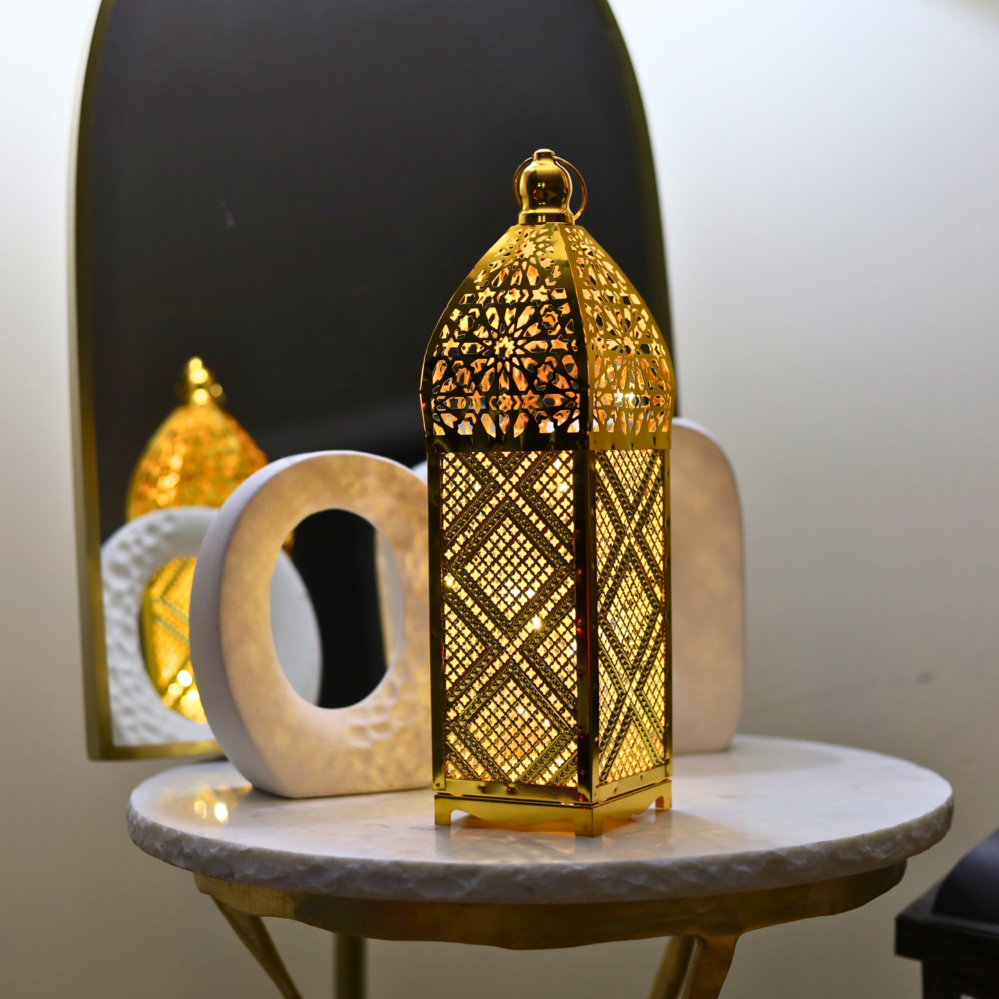 Stunning Tall Gold Metal Ramadan Lantern with LED Lights – Elegant Moroccan Cut Design