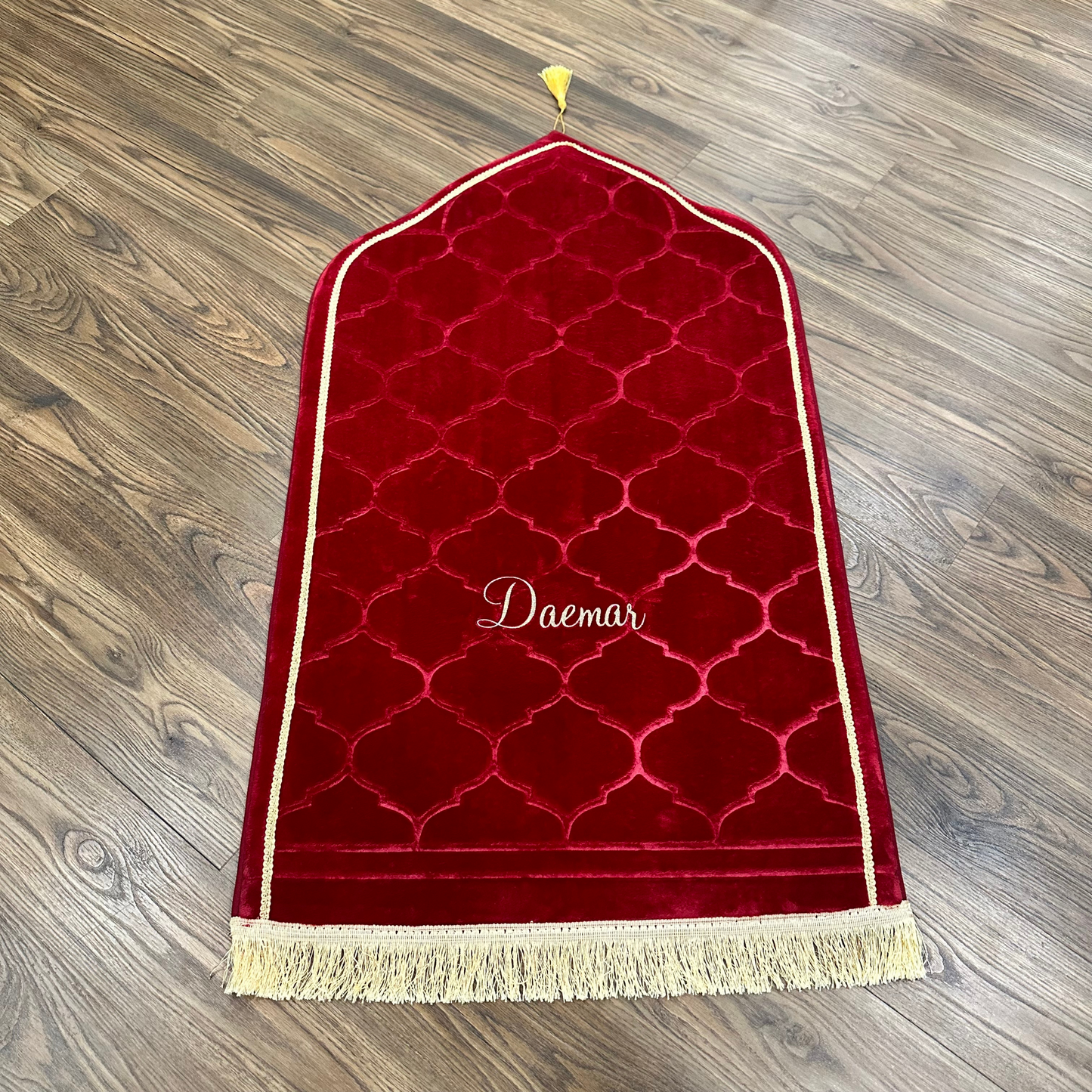 Personalized Elegant Single Prayer Mat (Thick Cushioning and Soft Material)