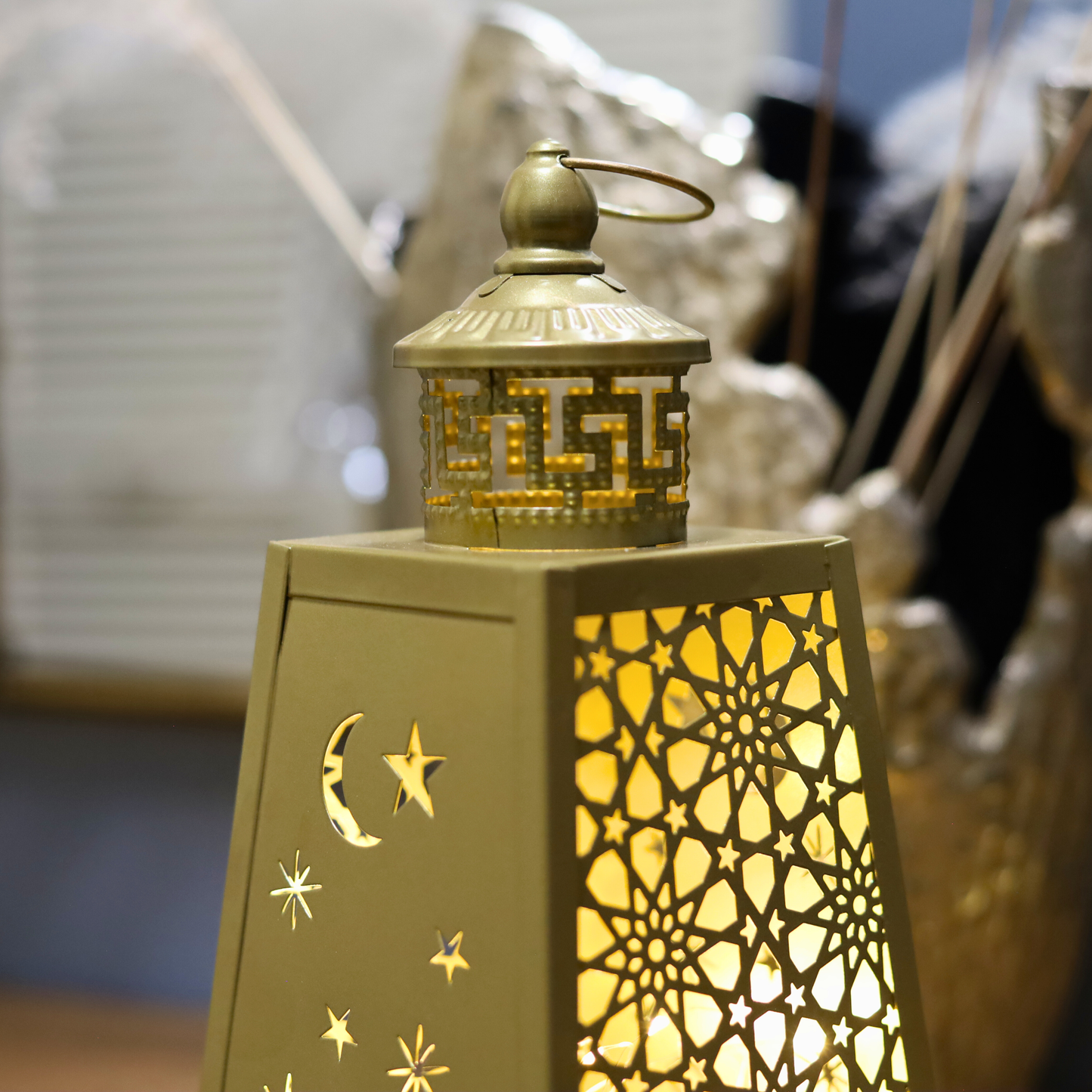 Stunning Tall Gold Metal Ramadan Mubarak Lantern with LED Lights – Crescent & Star Design