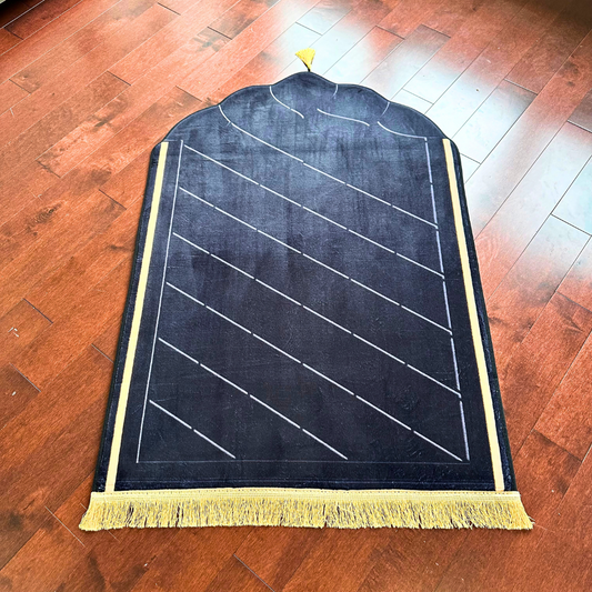 Black Mosque-Shaped Luxury Prayer Rug (Thick Cushioning & Long Size)