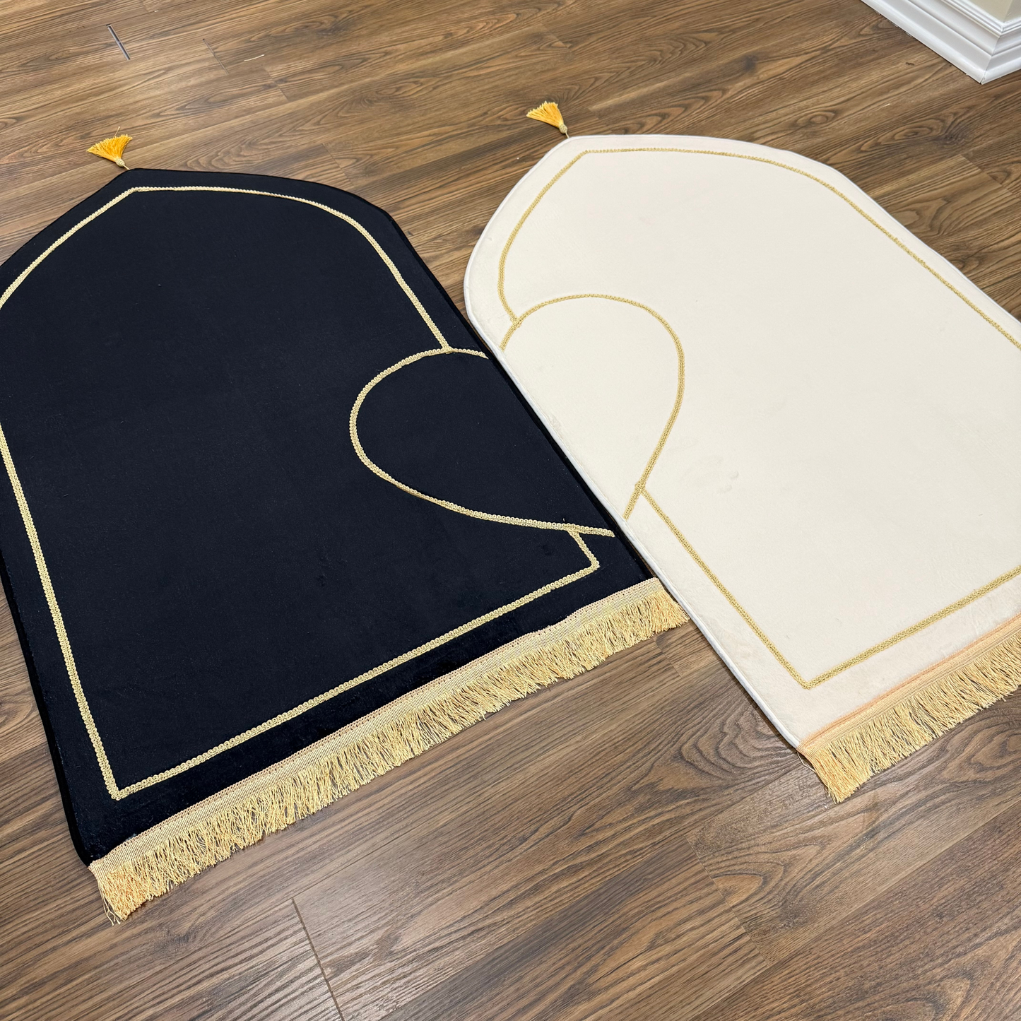 Couples Muslim Prayer Rugs Set of 2 (Thick Cushioning and Soft Material)