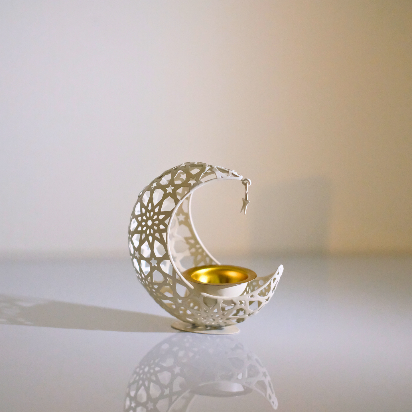 White Metal Crescent Moon Candle Holder