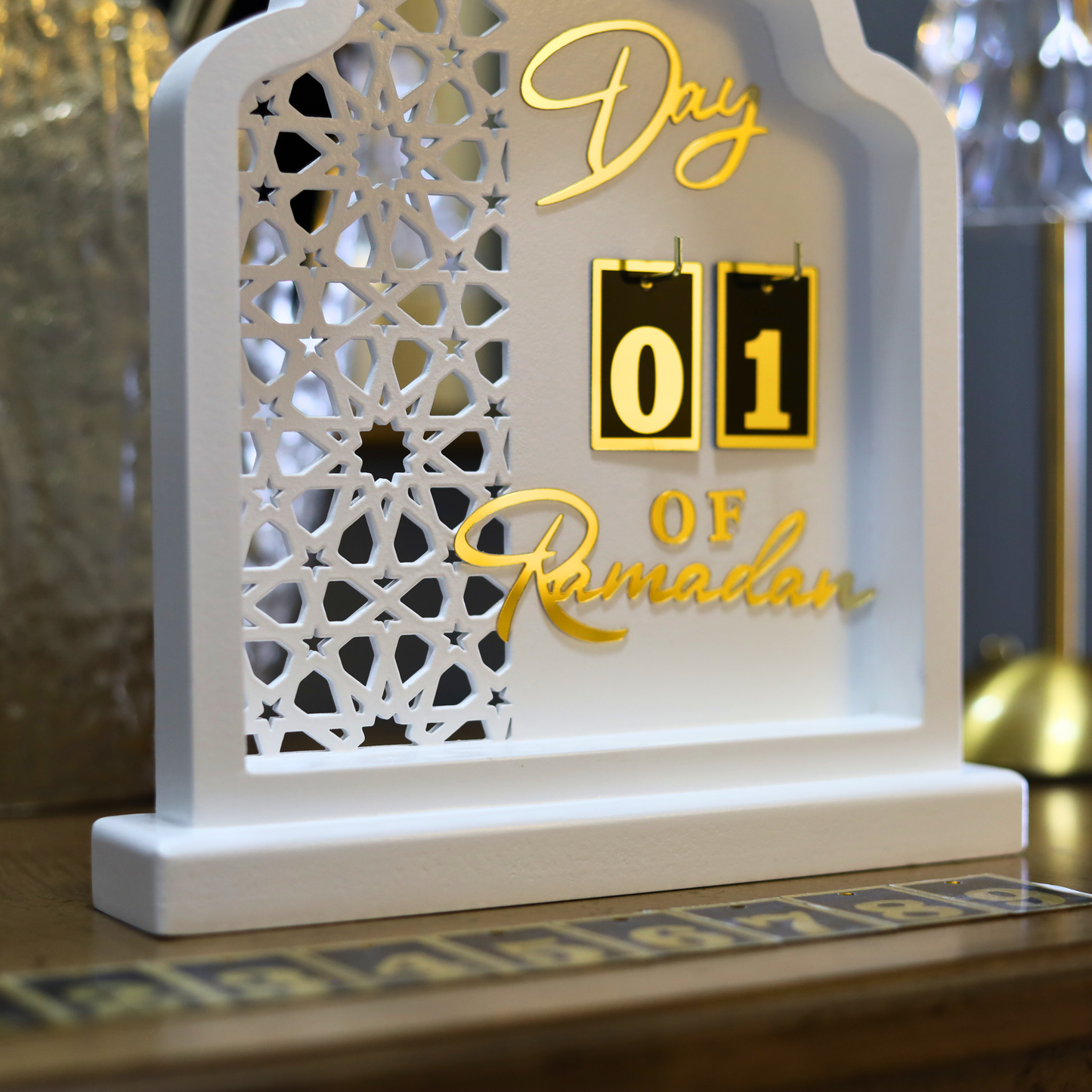 Luxury Ramadan Countdown Calendar – White Mosque-Inspired MDF Table Decor