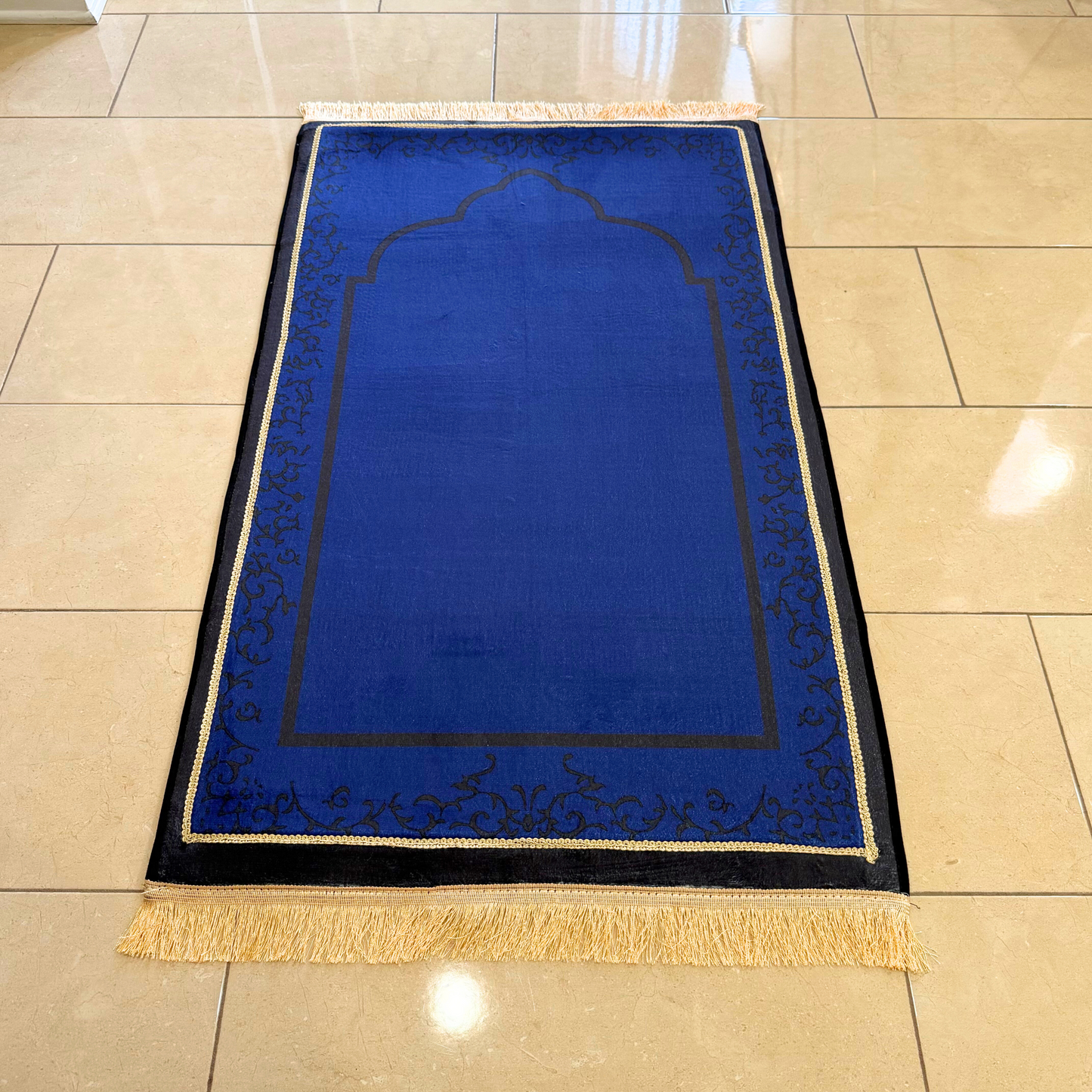 Royal Blue Mosque-Shaped Luxury Prayer Rug (Thick Cushioning & Long Size)