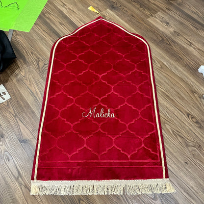 Personalized Elegant Single Prayer Mat (Thick Cushioning and Soft Material)